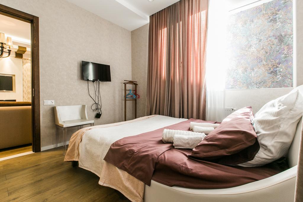 טביליסי Sweet Home 3 At Freedom Square מראה חיצוני תמונה
