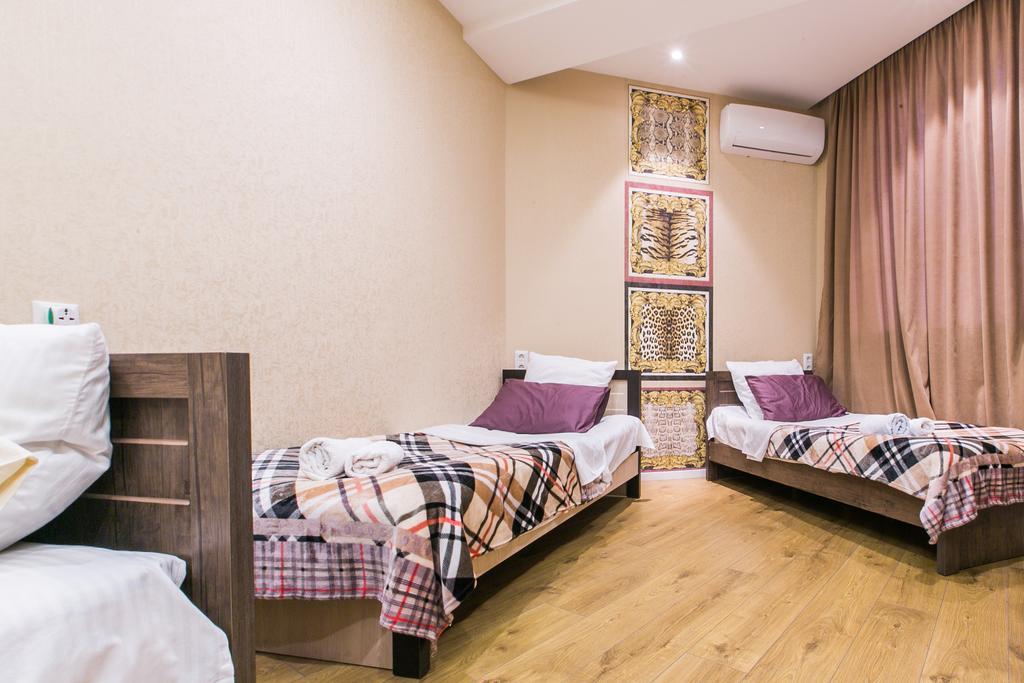 טביליסי Sweet Home 3 At Freedom Square מראה חיצוני תמונה